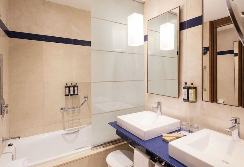 Номер Deluxe, Eurostars Hotel De La Reconquista