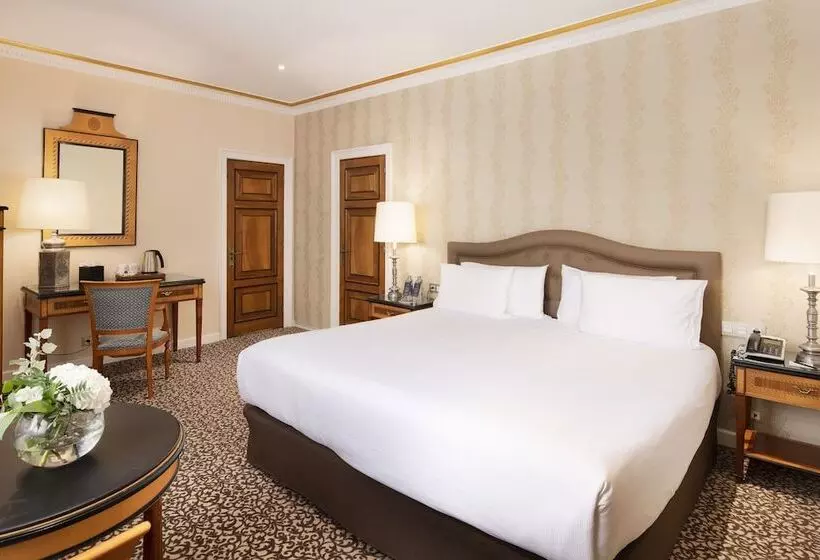 سوییت جونیور, Eurostars Hotel De La Reconquista