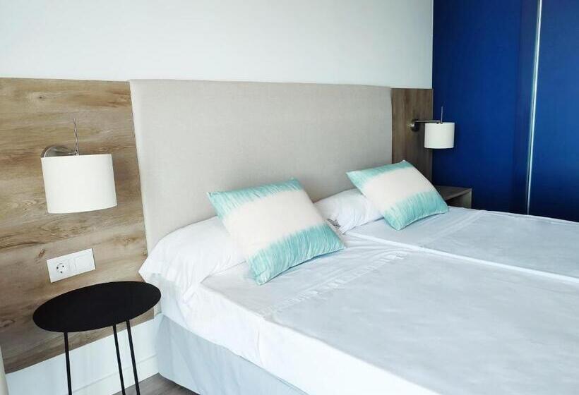スタンダードシティビュールーム, Flats Friends Mar Blau