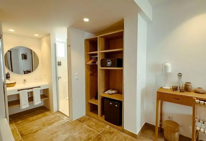 اتاق استاندارد, Icon Valparaiso  Adults Only