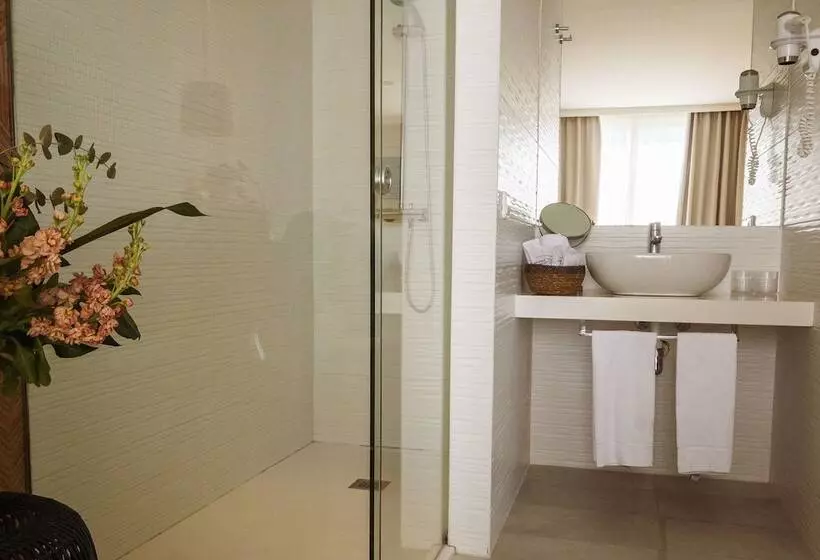 اتاق استاندارد با چشم‌انداز دریا, Icon Valparaiso  Adults Only
