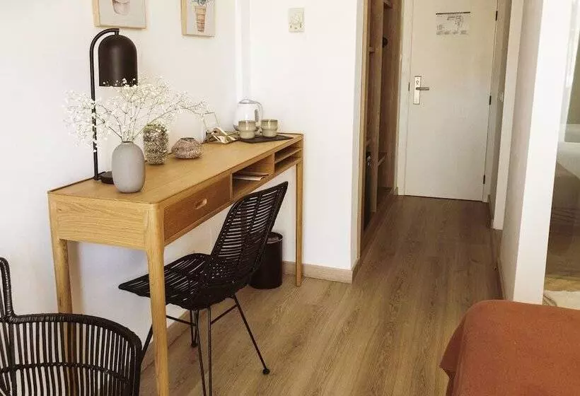 اتاق استاندارد با چشم‌انداز دریا, Icon Valparaiso  Adults Only