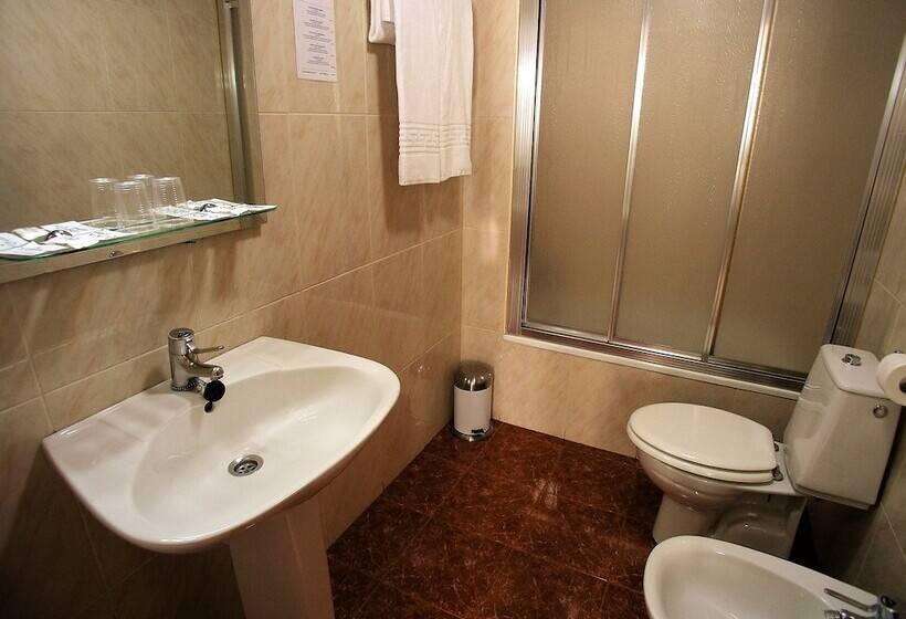 Quarto Estandar, Iraipe Gorbea Auto Check In