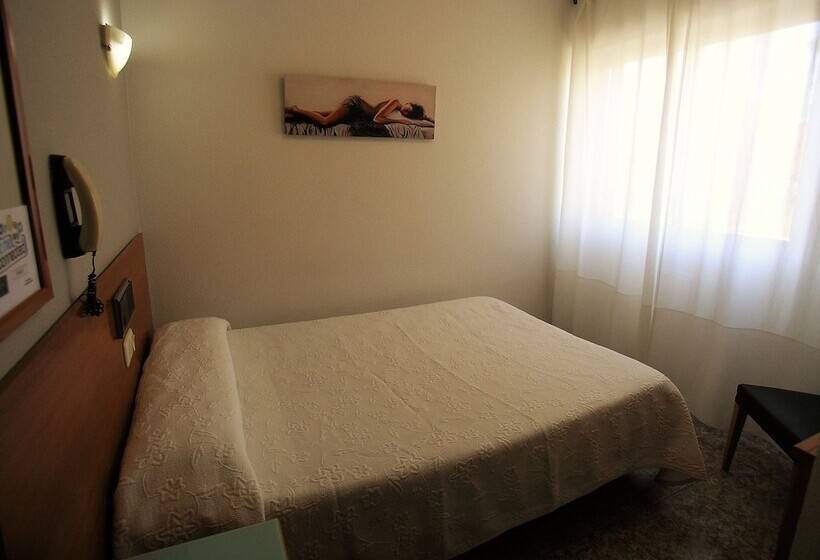 Quarto Estandar, Iraipe Gorbea Auto Check In