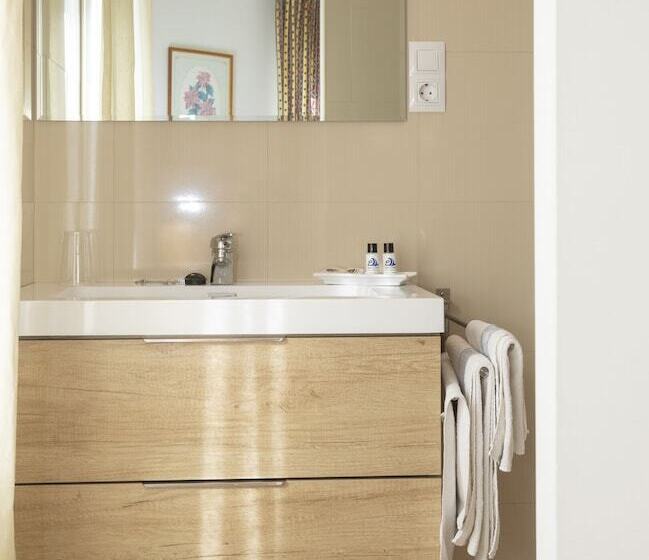 スタンダードルーム, La Ruta