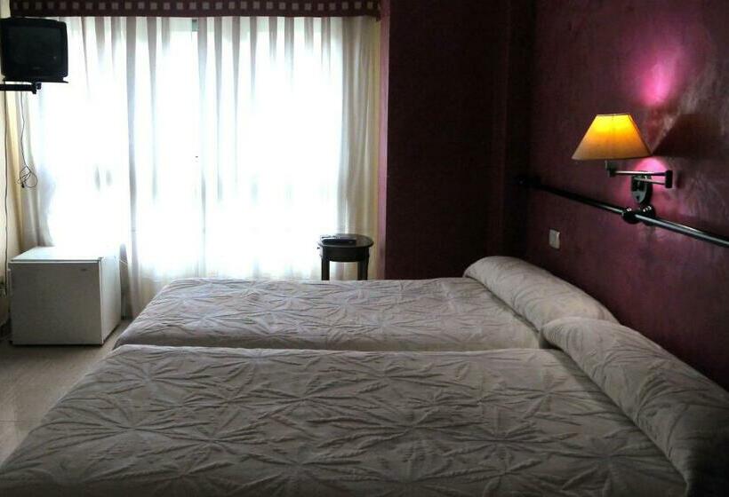 اتاق استاندارد, Lena