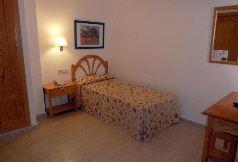 חדר קומפורט יחיד, Levante