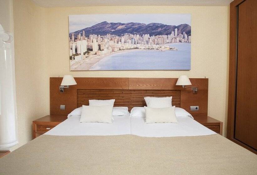 اتاق استاندارد با چشمانداز استخر, Magic Villa De Benidorm