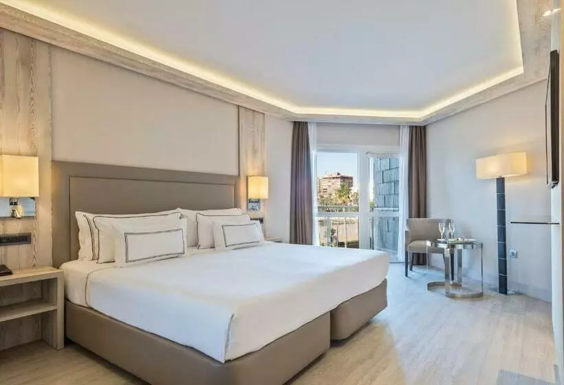 اتاق پرمیوم, Melia Alicante