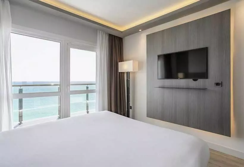 اتاق پرمیوم با چشمانداز دریا, Melia Alicante