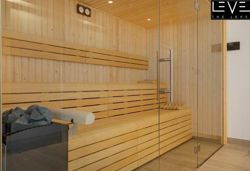 سوییت جونیور, Melia Alicante