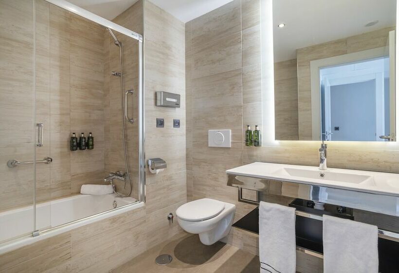 سوییت جونیور, Melia Alicante