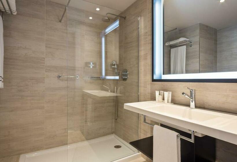 سوییت جونیور با چشم‌انداز دریا, Melia Alicante