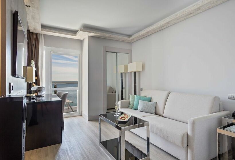 سوییت جونیور با چشم‌انداز دریا, Melia Alicante