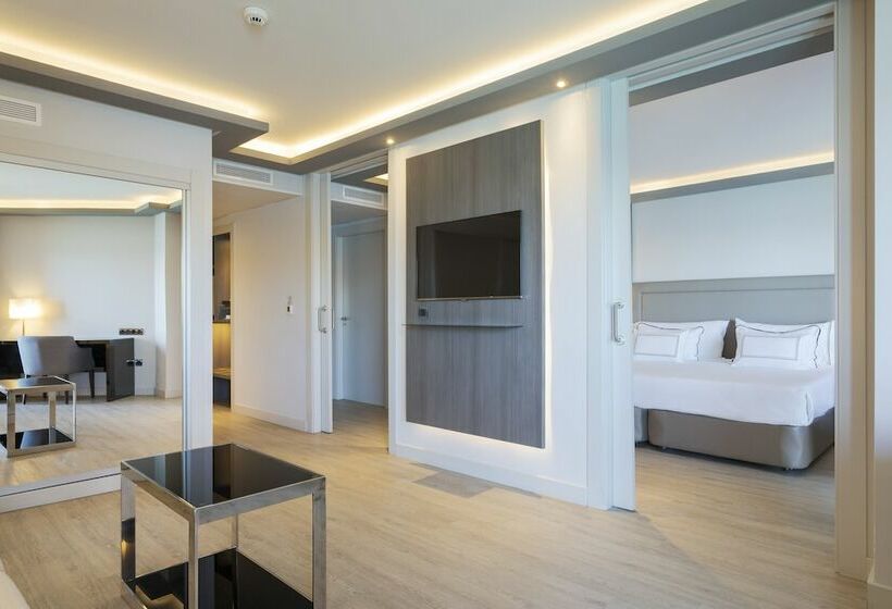 سوییت جونیور با چشم‌انداز دریا, Melia Alicante