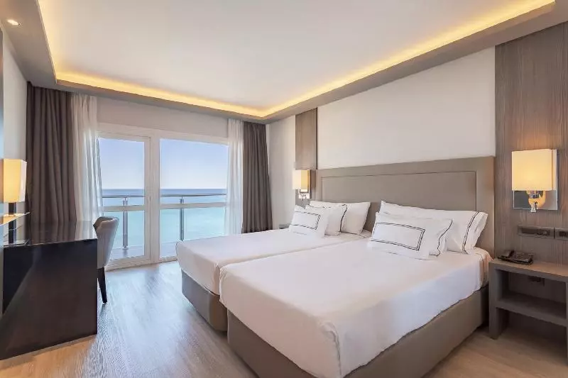 اتاق پرمیوم با چشمانداز دریا, Melia Alicante