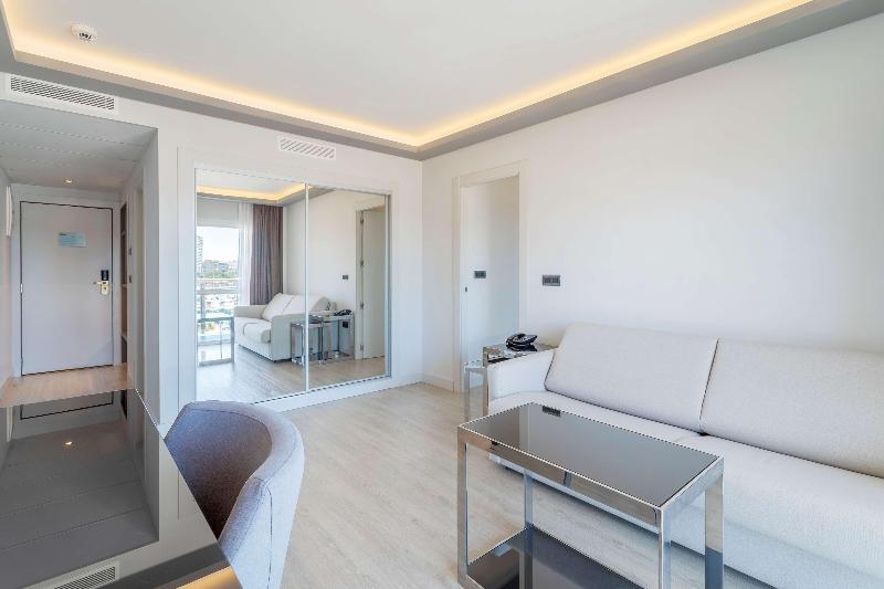 سوییت جونیور, Melia Alicante