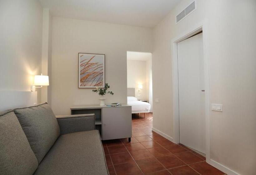 חדר סטנדרט נוף לבריכה, Montepiedra 4    Sup