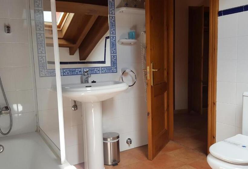 اتاق سوپریور خانوادگی, Naranjo De Bulnes