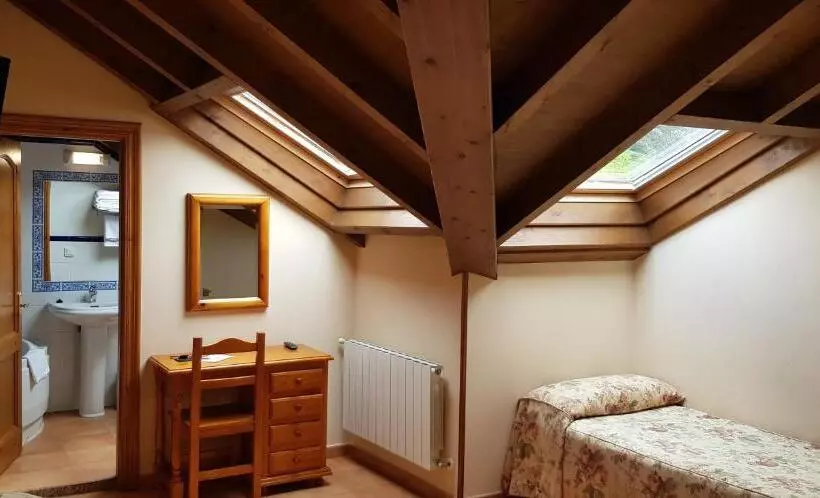 スーペリアファミリールーム, Naranjo De Bulnes