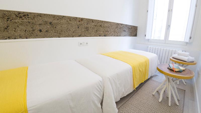 غرفة قياسية, NH Canciller Ayala Vitoria