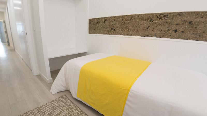 غرفة قياسية, NH Canciller Ayala Vitoria