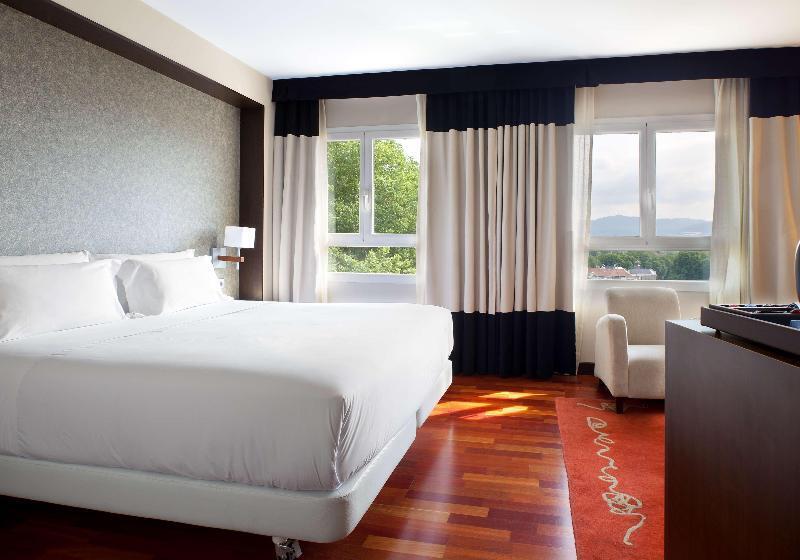 غرفة سوبيريور, NH Canciller Ayala Vitoria