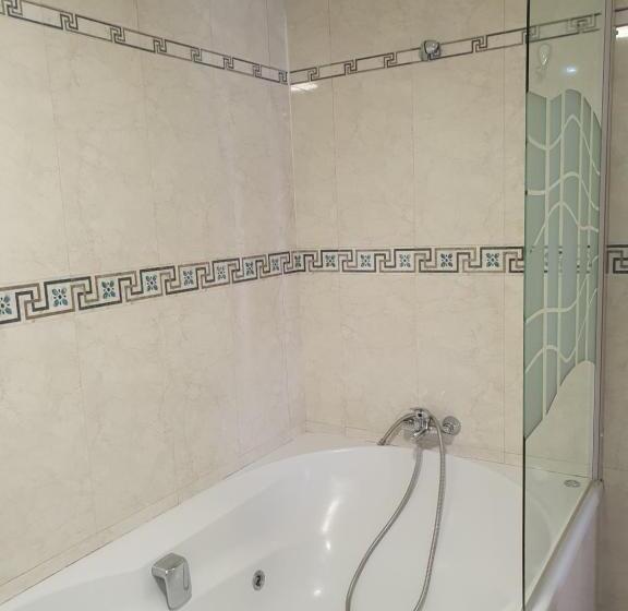 小型套房, Polamar