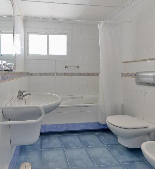 标准三人间, Polamar