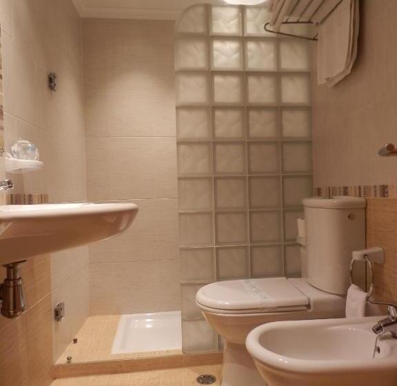 高级大房间, Restaurante Salvadora