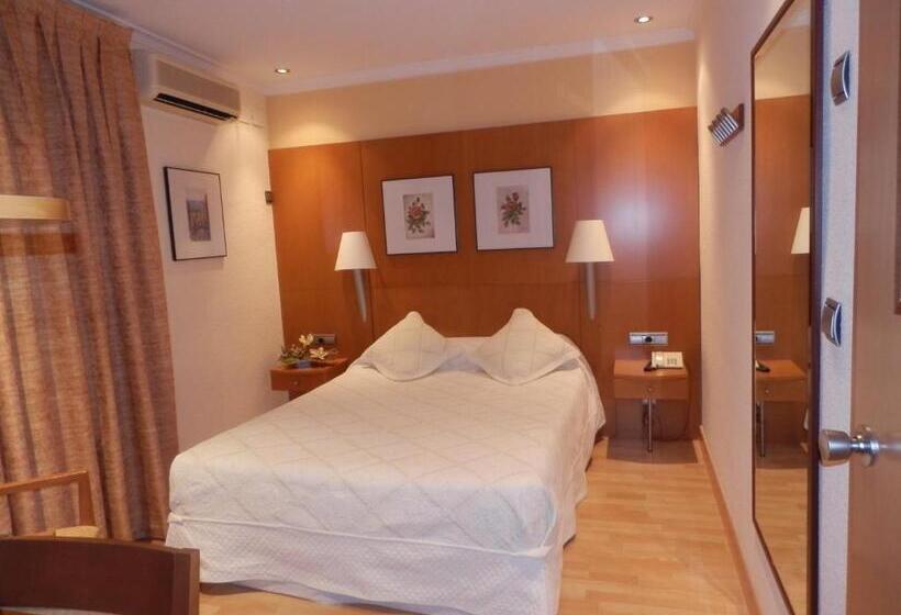 חדר סופריור, Restaurante Salvadora