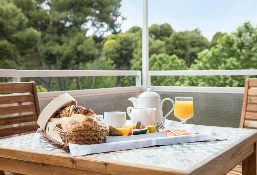 سوییت جونیور, Sercotel Los Llanos