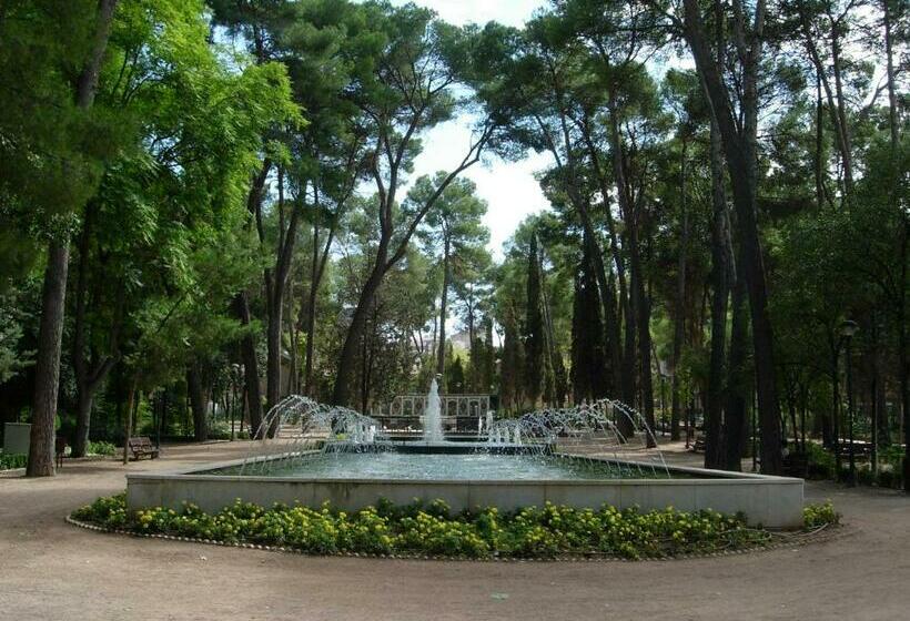 اتاق خانوادگی, Sercotel Los Llanos