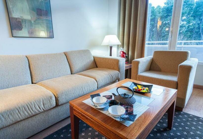 سوییت جونیور, Sercotel Los Llanos