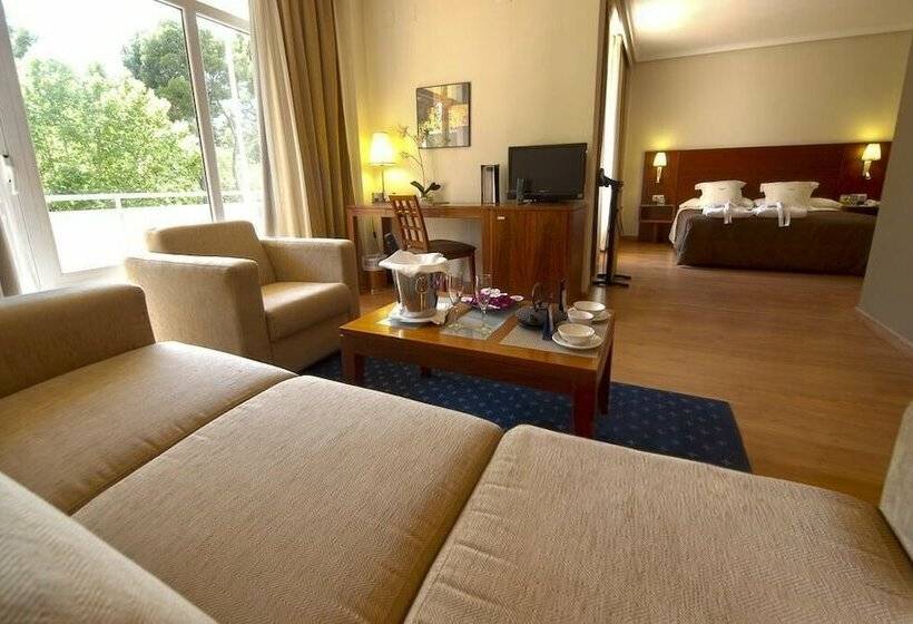 سوییت جونیور, Sercotel Los Llanos