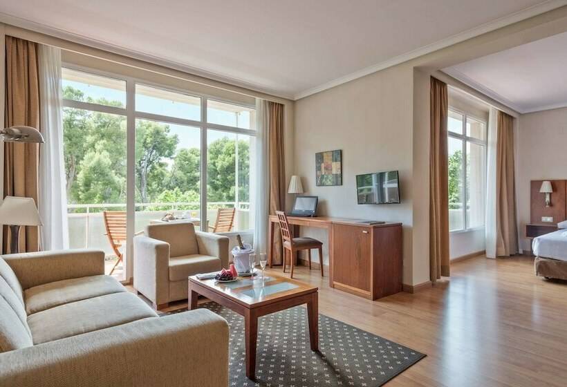 سوییت جونیور, Sercotel Los Llanos