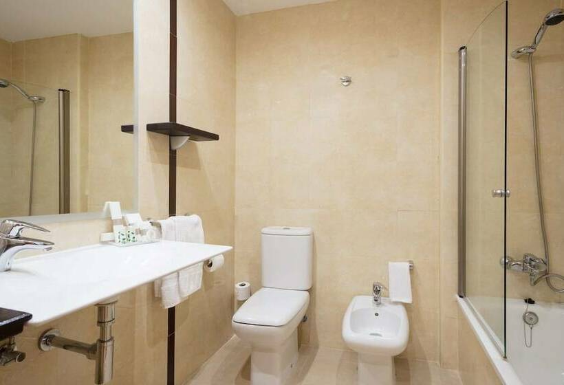 سوییت جونیور, Sercotel Los Llanos