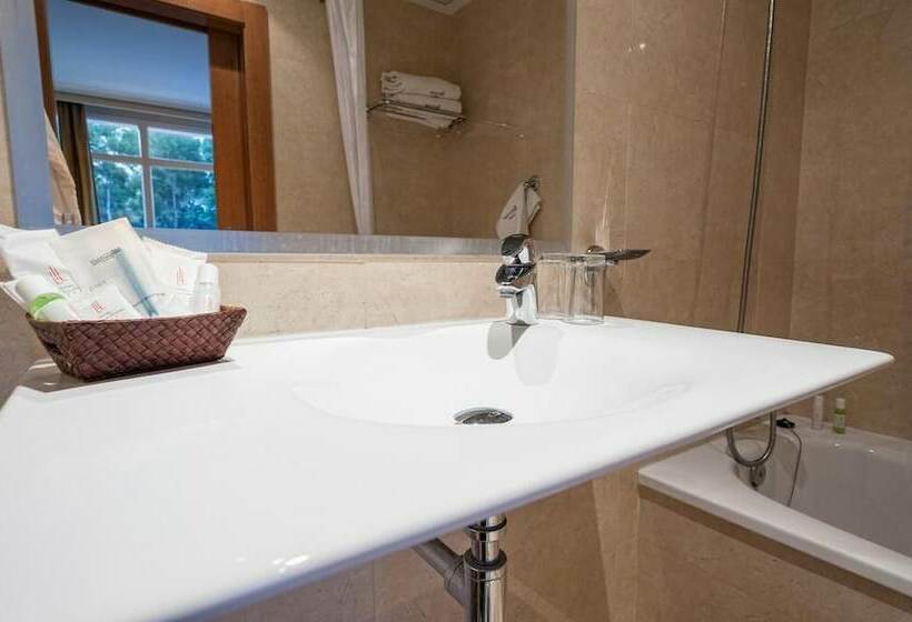 سوییت جونیور, Sercotel Los Llanos