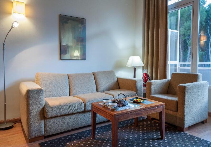 سوییت جونیور, Sercotel Los Llanos