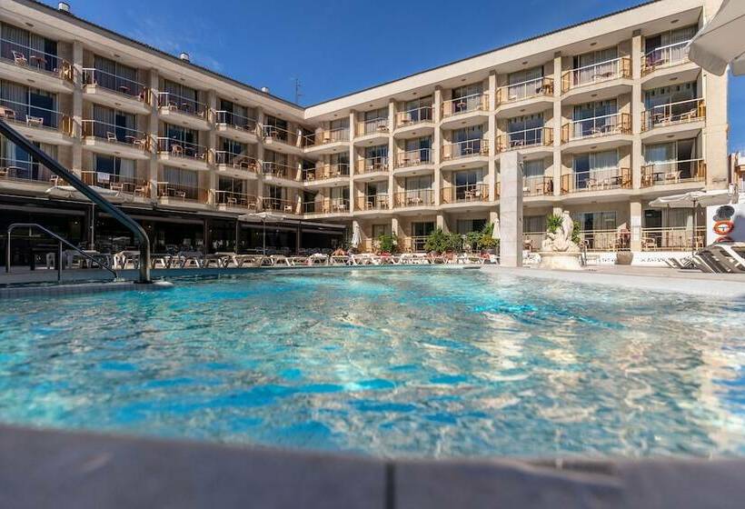 جناح جونيور مطلّ علي حمام السباحة, Aparthotel Miami Park