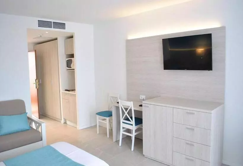 استودیوی استاندارد با چشم‌انداز دریا, Aparthotel y Hotel Paguera Beach