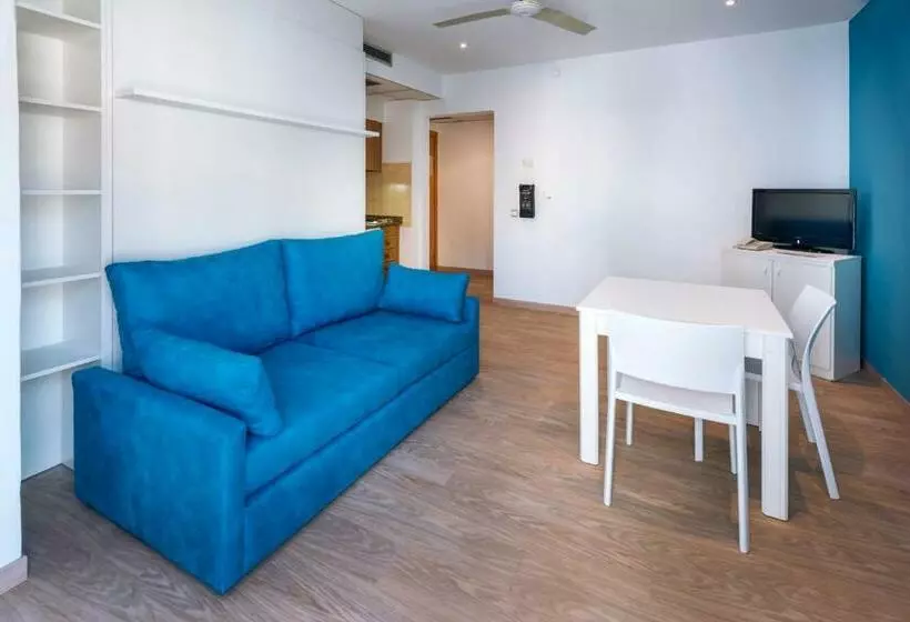 استودیوی استاندارد, Ght Balmes, Hotel Aparthotel&splash
