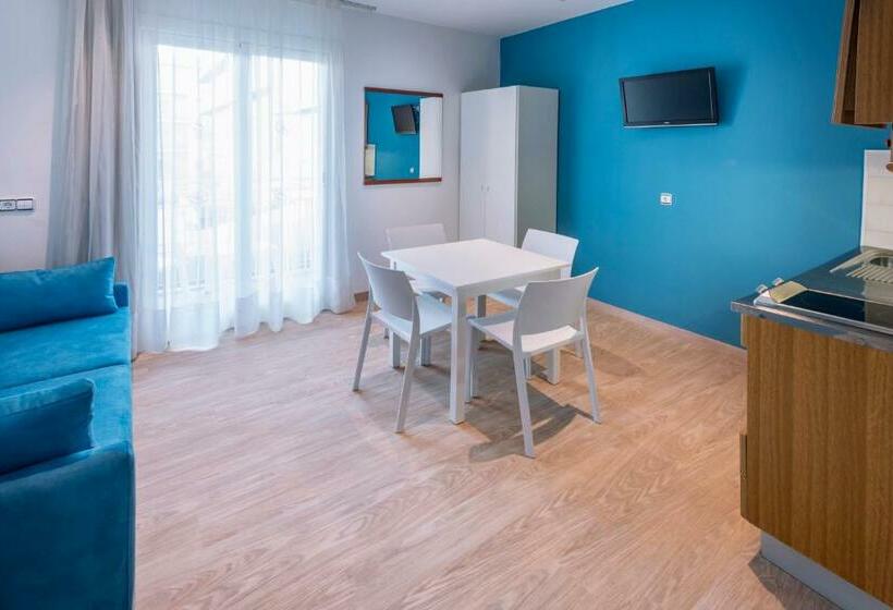 1침실 발코니 아파트 풀장 전망, Ght Balmes, Hotel Aparthotel&splash