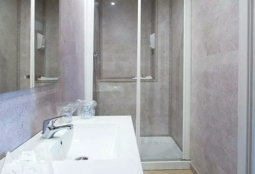 اتاق خانوادگی, Ght Balmes, Hotel Aparthotel&splash