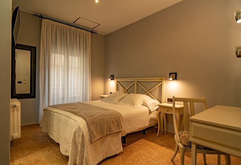 اتاق استاندارد یک نفره, Alfonso Ix