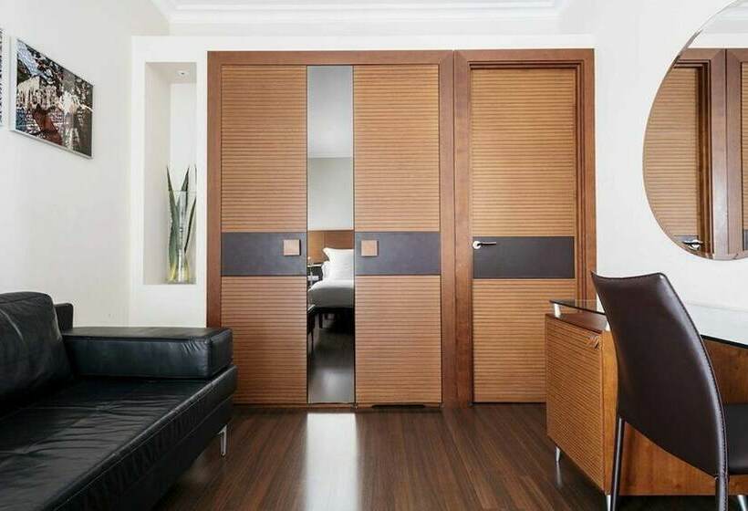 스탠다드 룸, Astoria