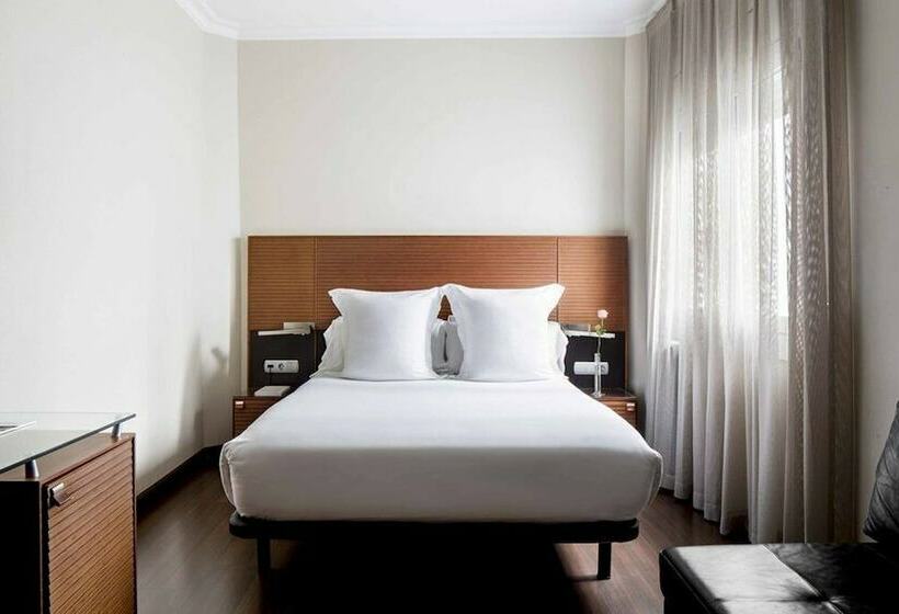 스탠다드 룸, Astoria