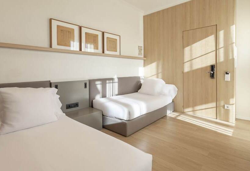 패밀리 룸, Astoria