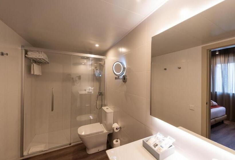 Номер Стандарт, Atenea Rekord Suites