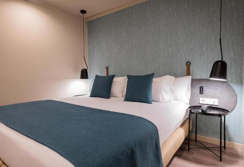 Номер Стандарт, Atenea Rekord Suites